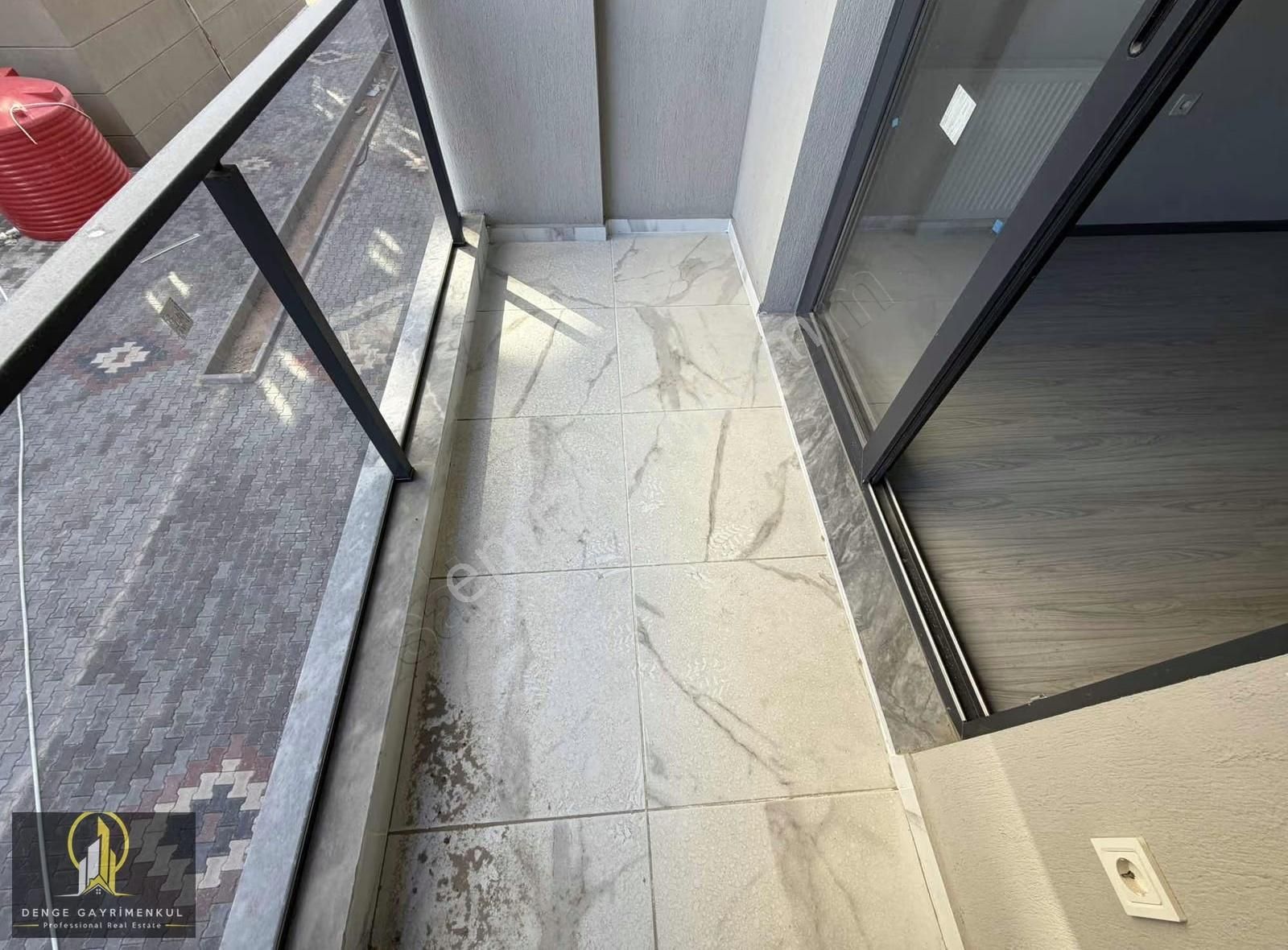 Denge'den Buca Mustafa Kemal Mahde Site/kredi Sınırsız 1+1'ler - Görsel 15