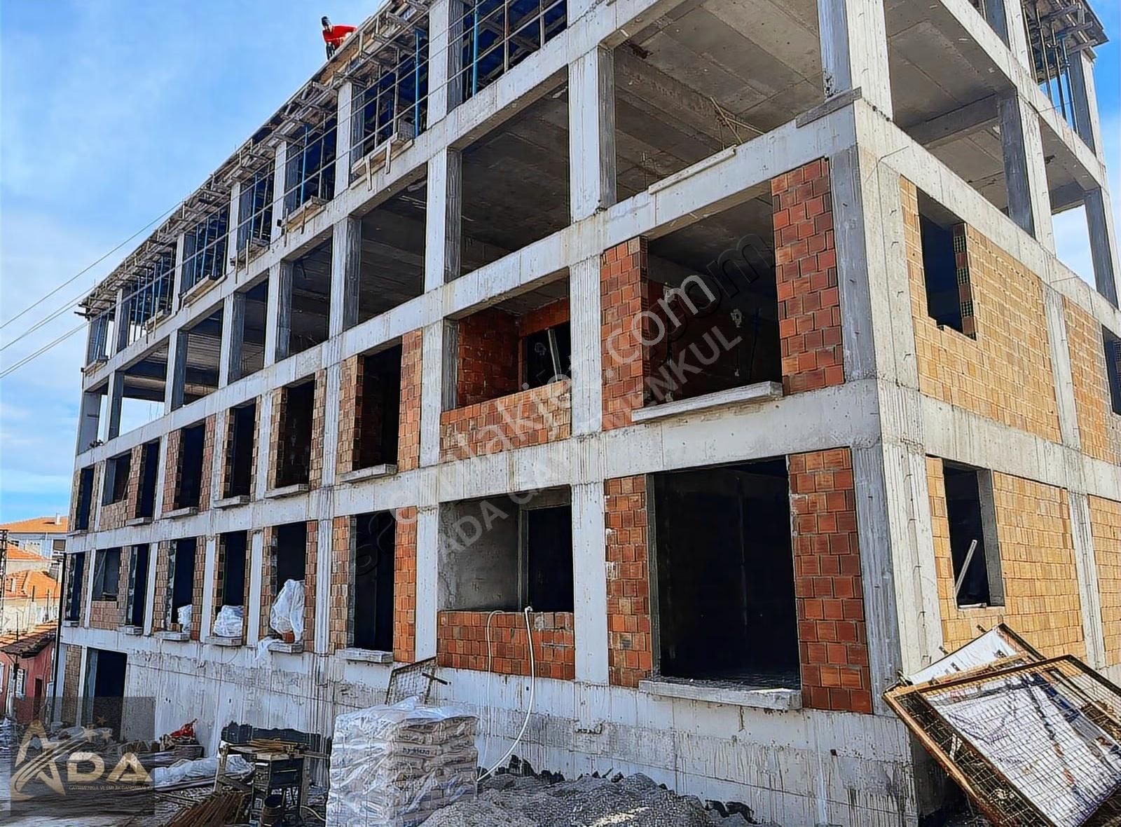 Ada Gayrimenkul'den Huzurlu Yaşam İçin 2+1-3+1 Satılık Daireler - Görsel 7