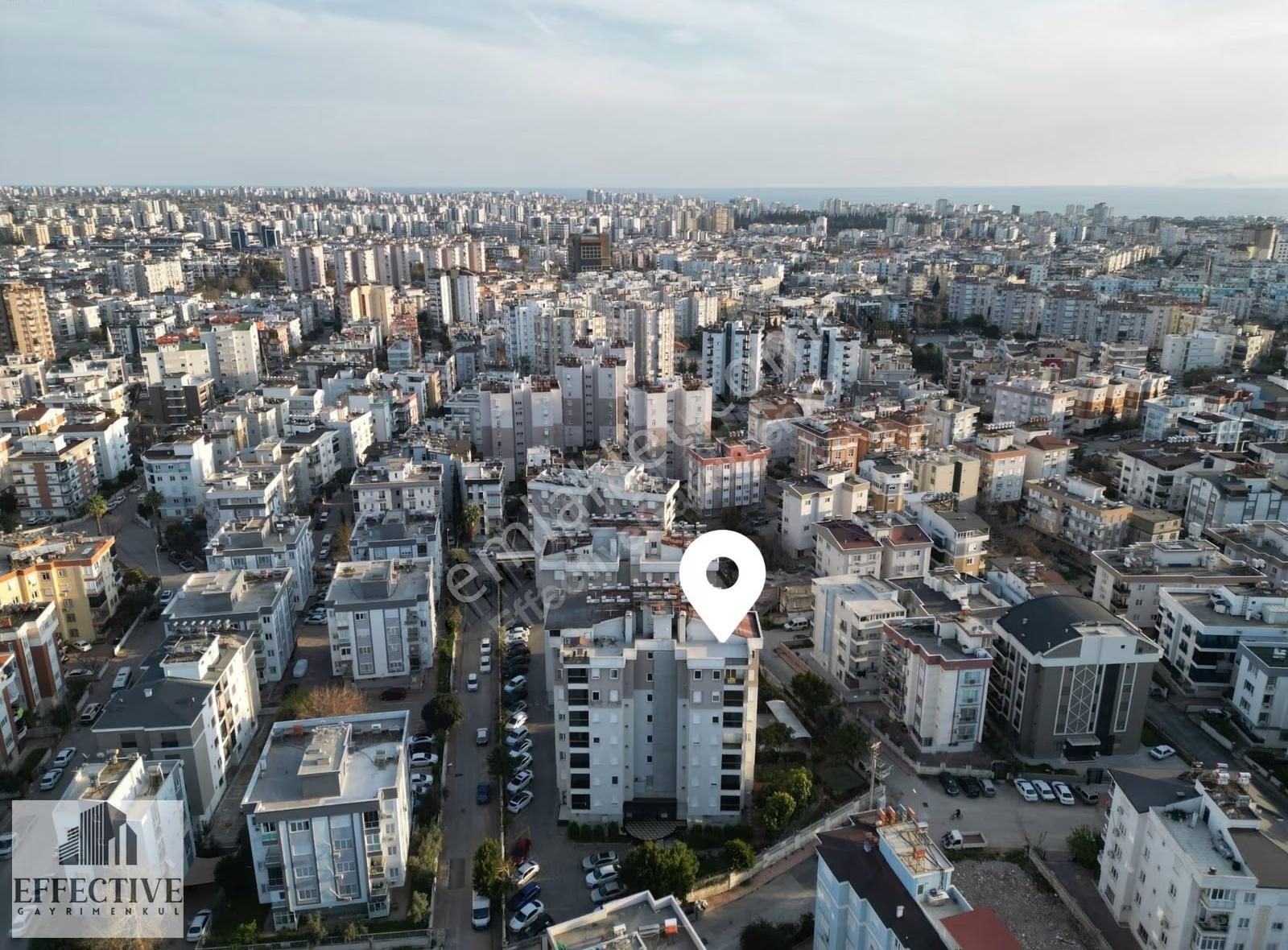 Kızıltoprak'ta Havuzlu Site İçerisinde Geniş Kiralık 5+1 Dubleks - Görsel 21