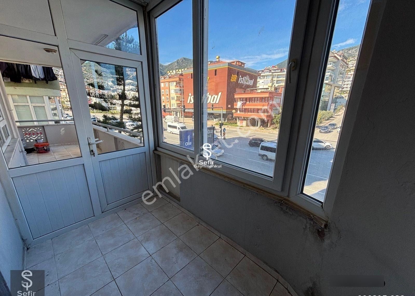 Alanya Hacet'te 3+1 Ayrı Mutfak Geniş Kiralık Daire - Görsel 3