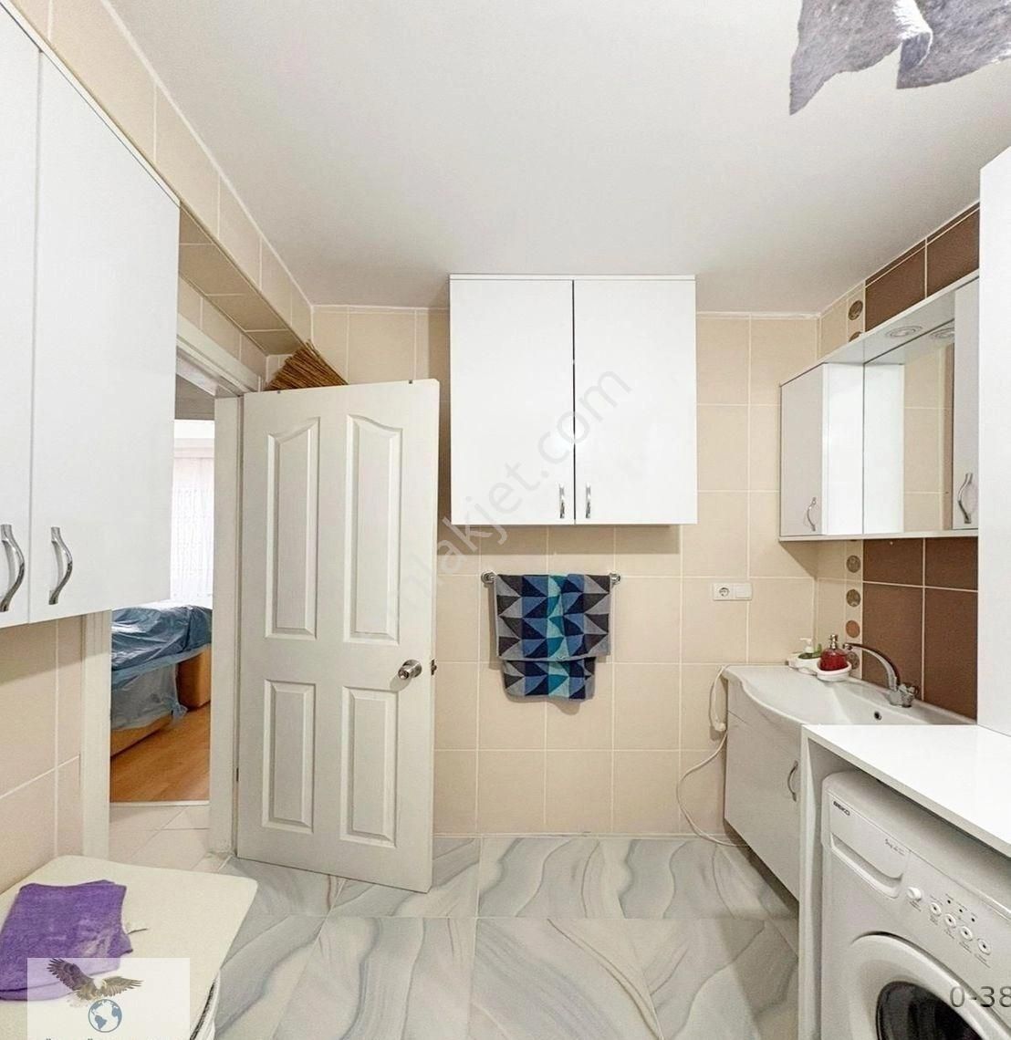 Avcılar Cihangirde 3+1 Ön Cephe Geniş Kullanışlı Satılık Ara Kat Daire - Görsel 9