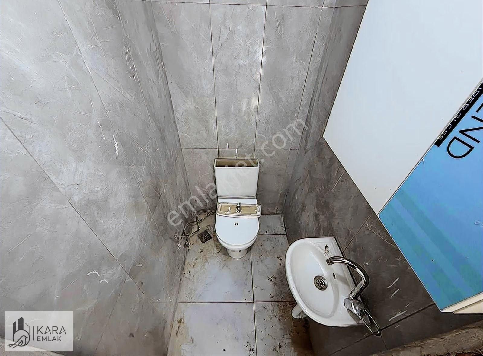 Cumhuriyet Mah'de Cadde Üzeri 80 M2 Kiralık Sıfır Dükkan - Görsel 3