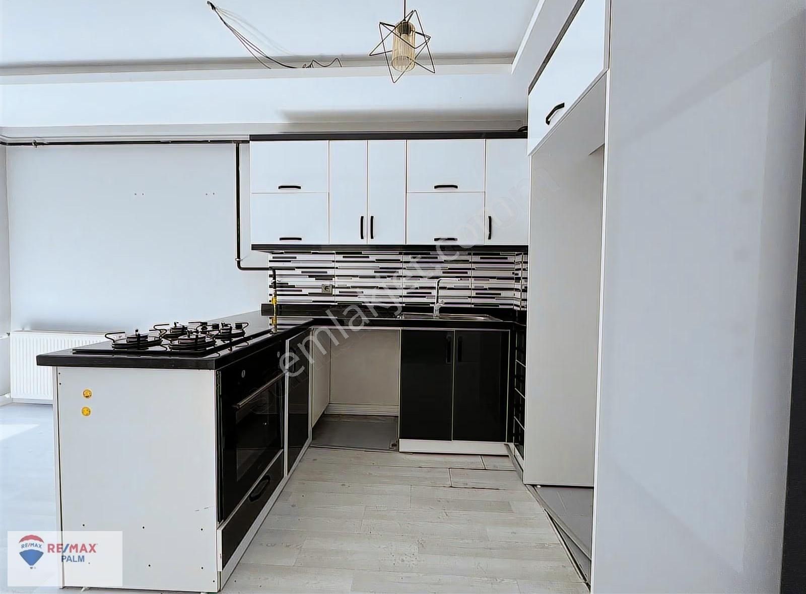 Remax Palm'den Bahçelievlerde Doğalgazlı Kiralık 1+1 Daire - Görsel 11