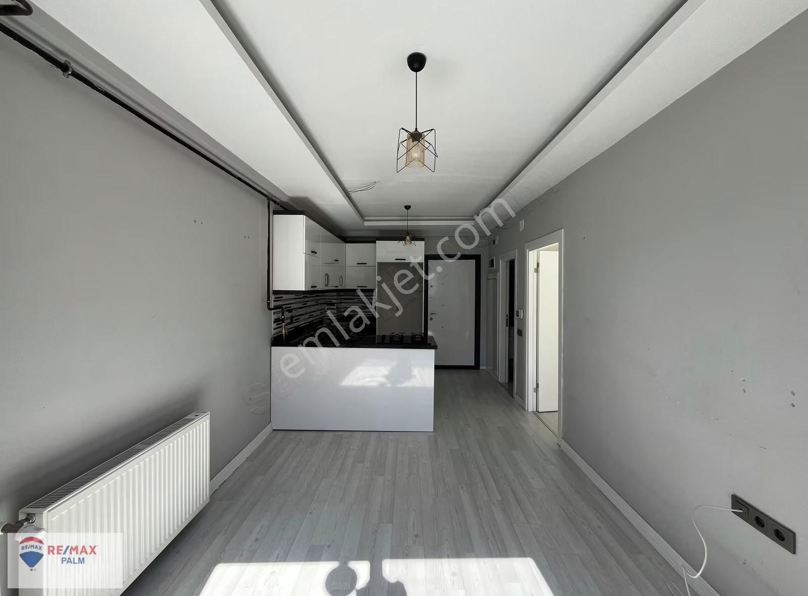 Remax Palm'den Bahçelievlerde Doğalgazlı Kiralık 1+1 Daire - Görsel 2