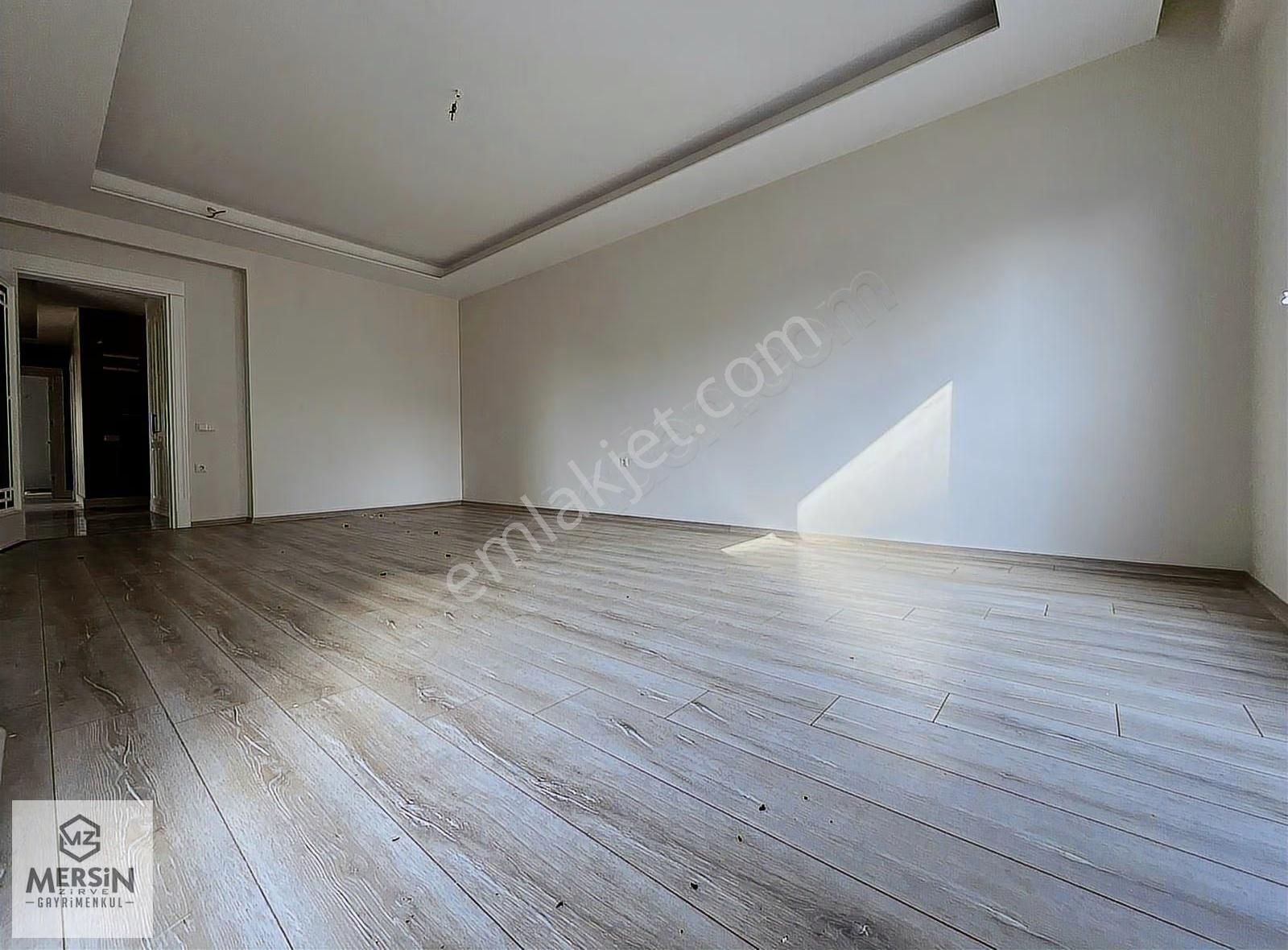 Premium Proje'de Harika Konumlu Havuzlu Site İçi 4+1 - Görsel 16