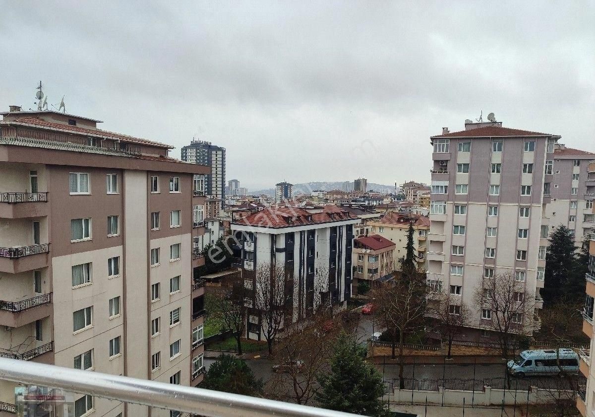 Kartal Petroliş Mah Full Eşyalı Site İçinde Geniş Kullanışlı 3+1 - Görsel 6