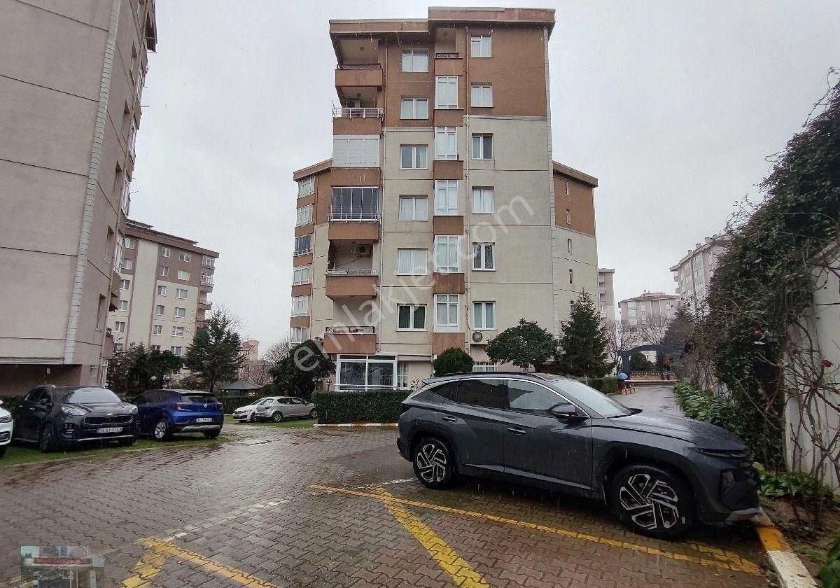 Kartal Petroliş Mah Full Eşyalı Site İçinde Geniş Kullanışlı 3+1 - Görsel 3