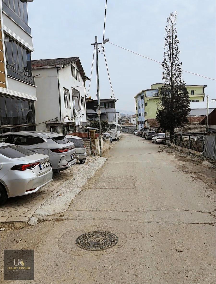 Derince'de İdeal Lokasyonda Satılık Yüksek Giriş Daire - Görsel 28