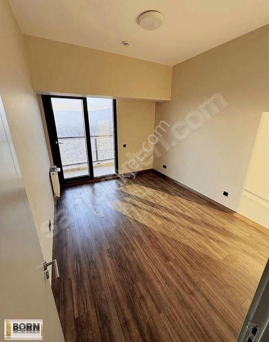 Bornova İkon Towerda 3 Cepheli Deniz Manzaralı Daire - Görsel 22