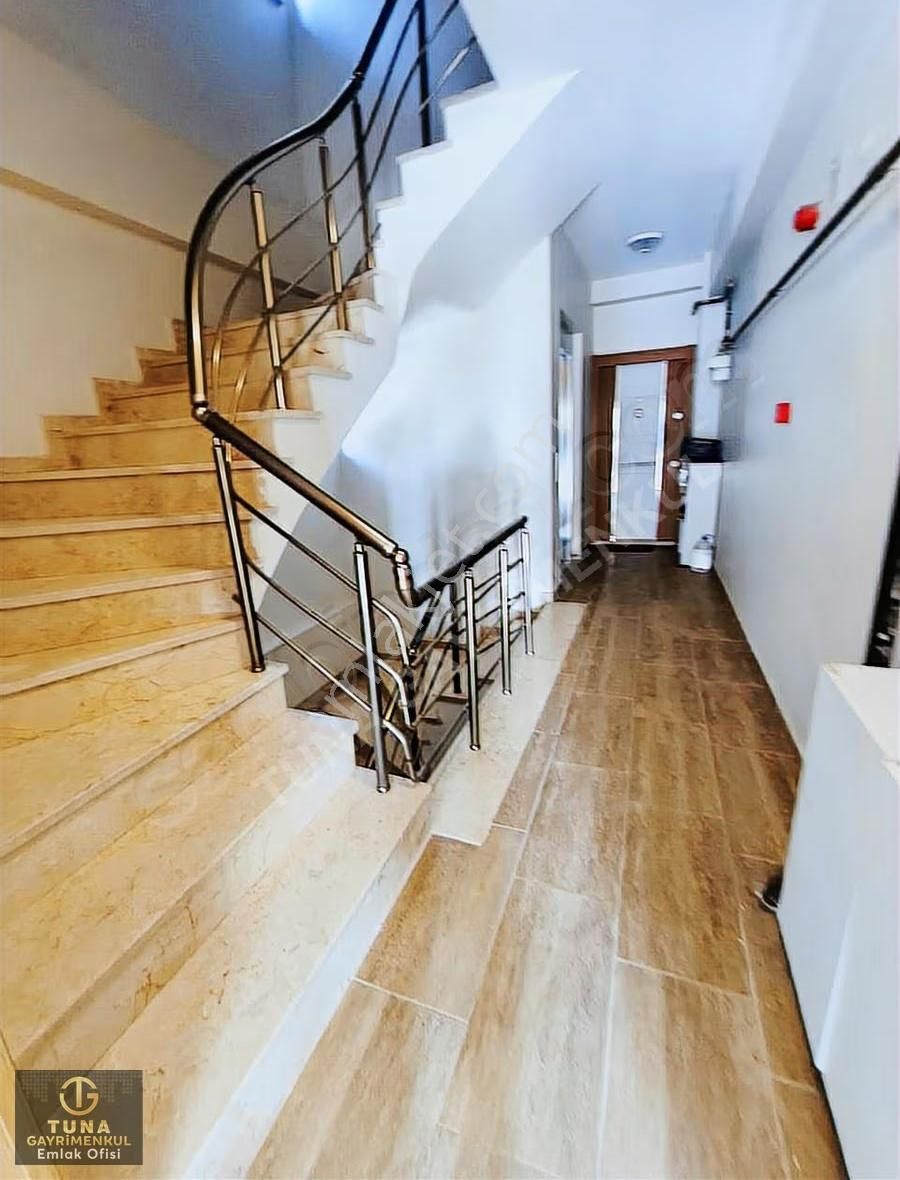 Büyükçekmece Kumburgazda Denize Yakın, İskanlı Ve Geniş 2+1! - Görsel 2