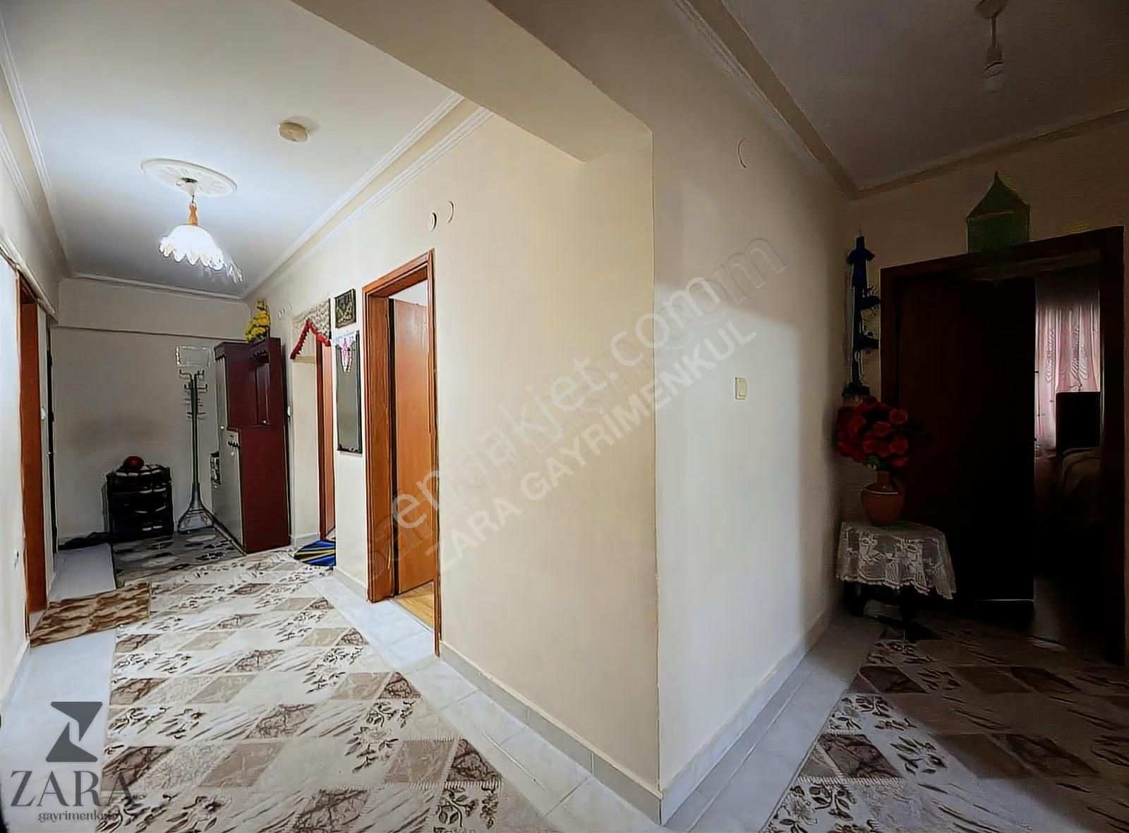 ▄zara▄peyamisafa Mh. Dereboyu Cd. Yakını 3+1 125m² Fırsat Daire