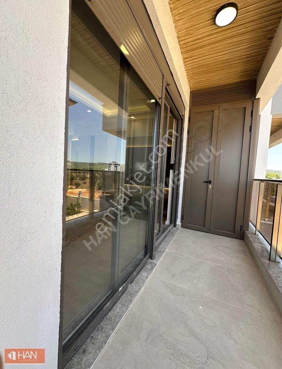 V. Aydoğmuş Mah. 1+1 Ultra Lüks Yüksek Kredili Havuzlu Satılık - Görsel 3