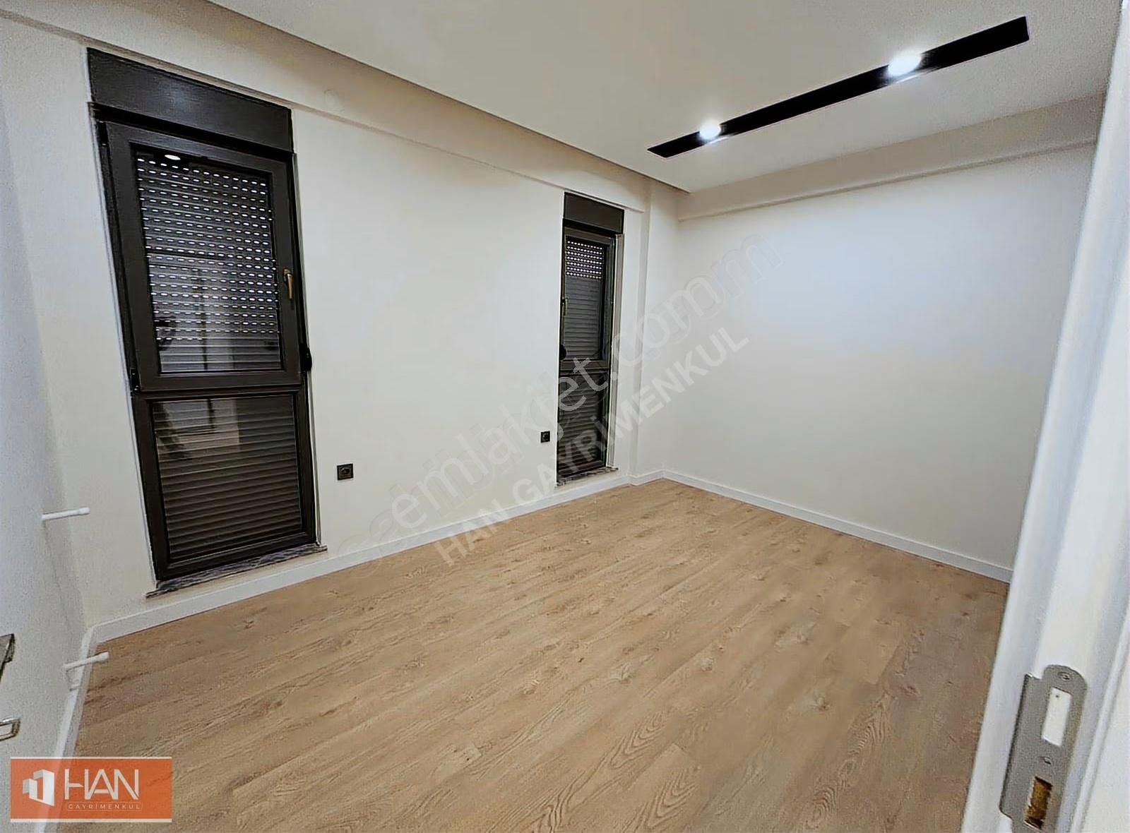 V. Aydoğmuş Mah. 1+1 Ultra Lüks Yüksek Kredili Havuzlu Satılık - Görsel 9