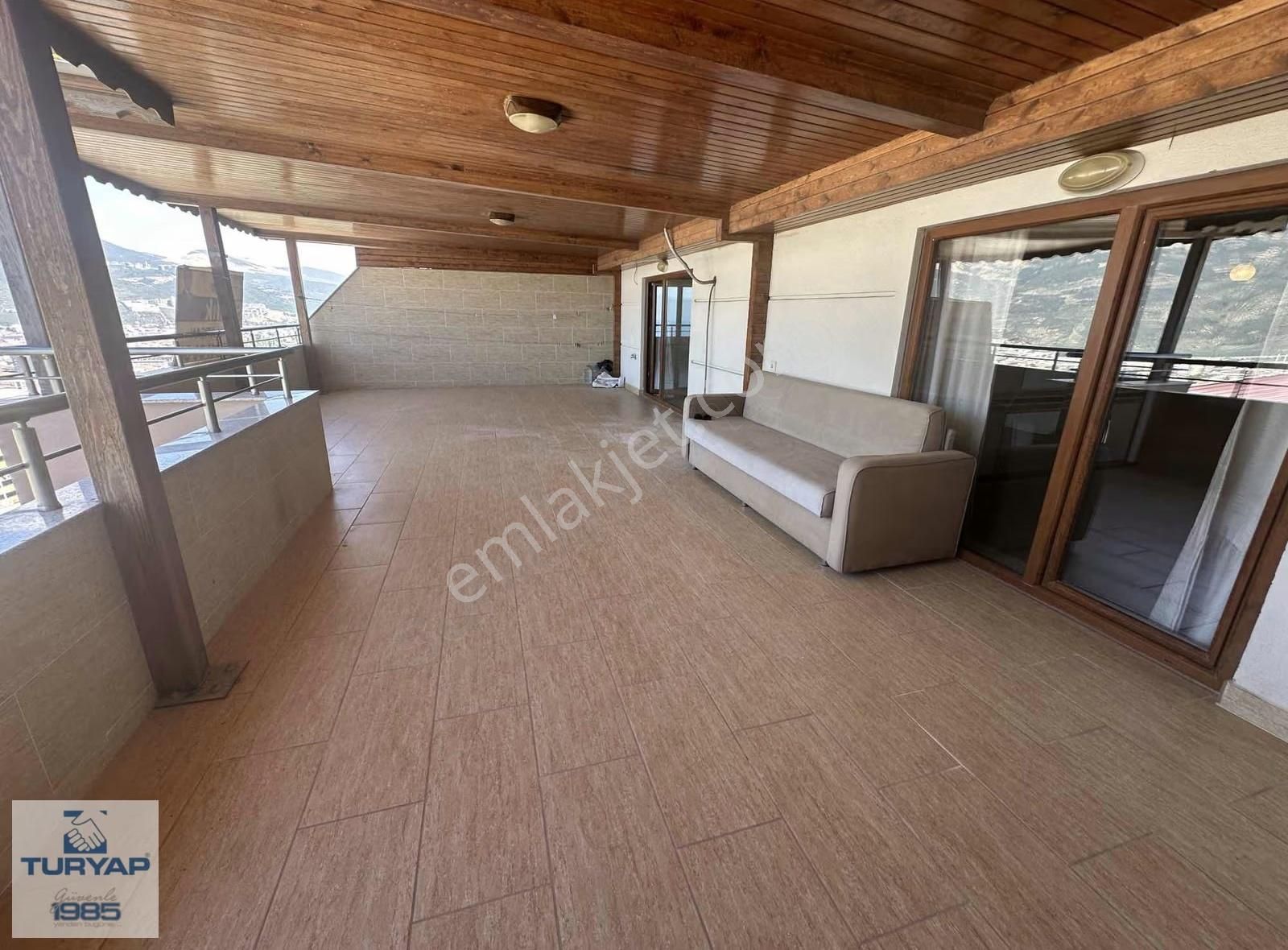 Turyap Soner'den Satılık Deniz Manzaralı Geniş Dubleks Daire - Görsel 35