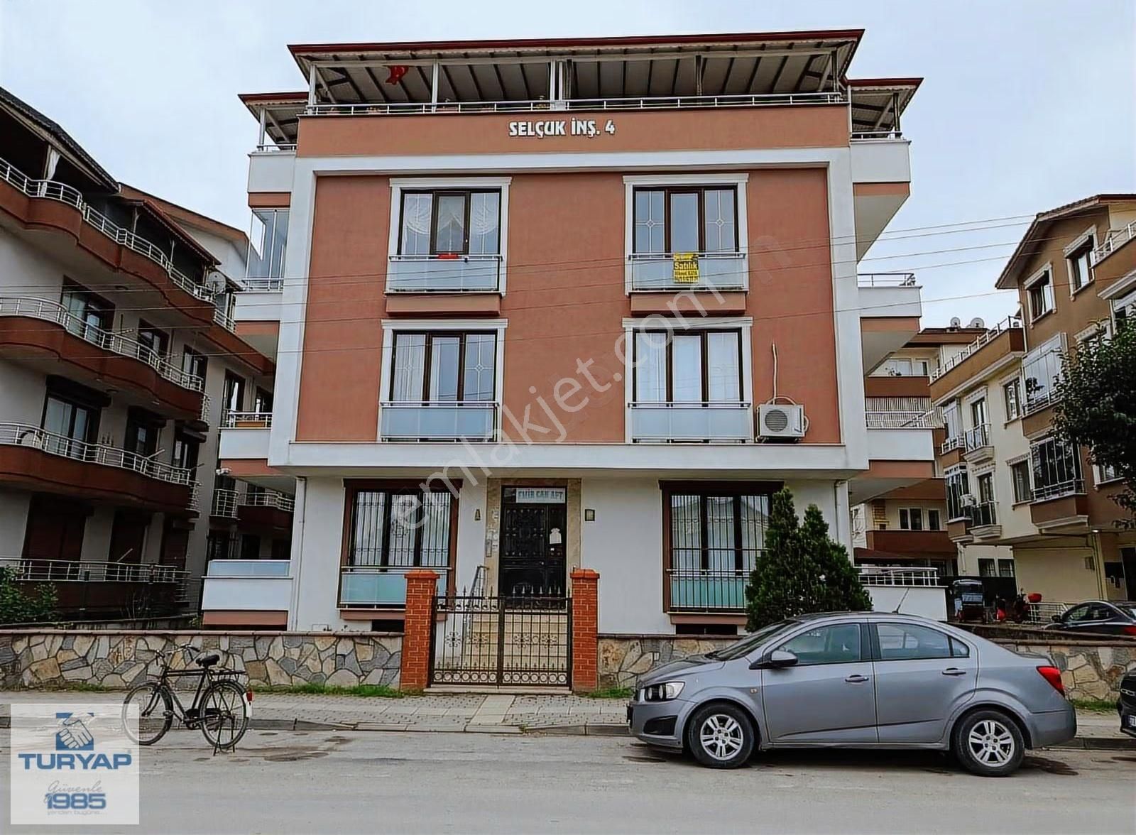 Turyap Hikmet' Den Çiftlikköy'de Satılık Dubleks Daire