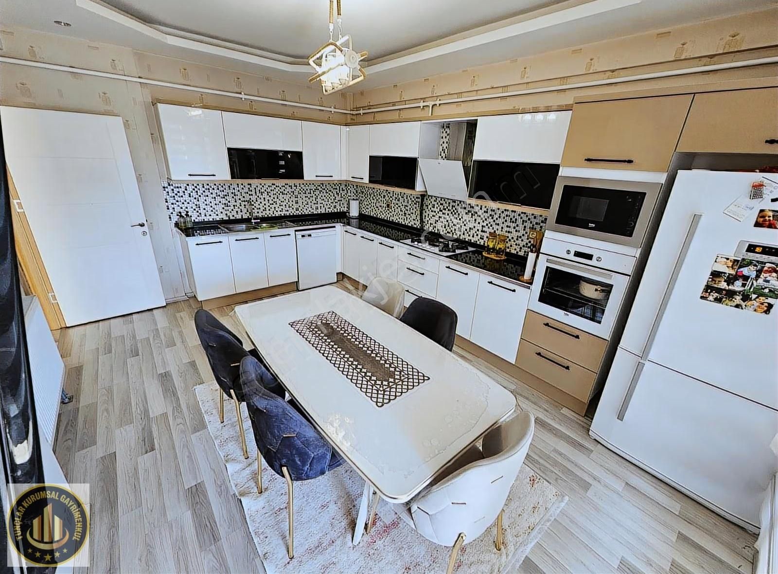 Newroz Civarı Cadde Üzerinde, Ara Kat Ferah Bakımlı Daire...!!! - Görsel 10