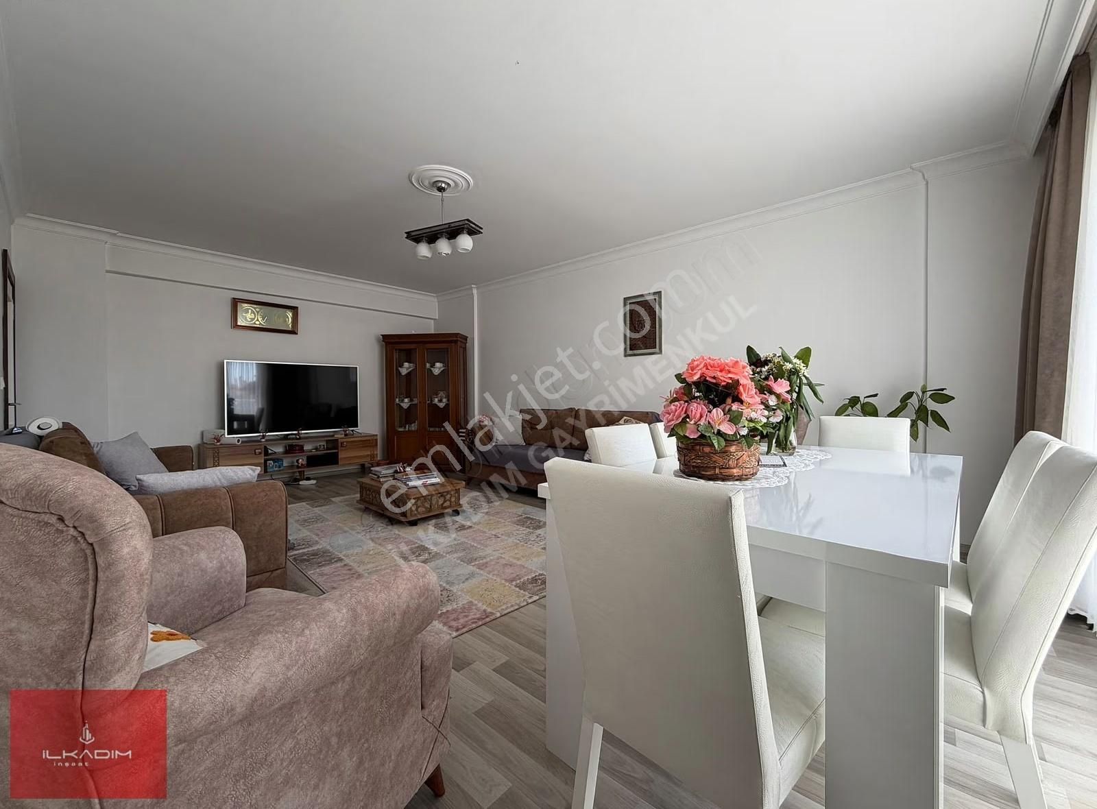 Çiğdemtepede Selim Cad.paraleli Güney Batı Cephe 3+1 Daire - Görsel 11