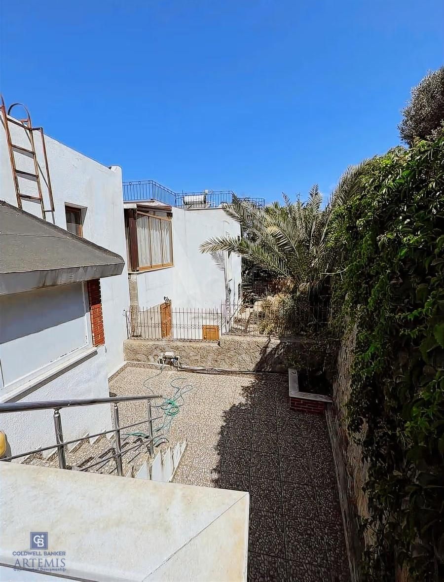 Bodrum Küçükbük Deniz Manzaralı Geniş Bahçeli Dubleks Villa - Görsel 25