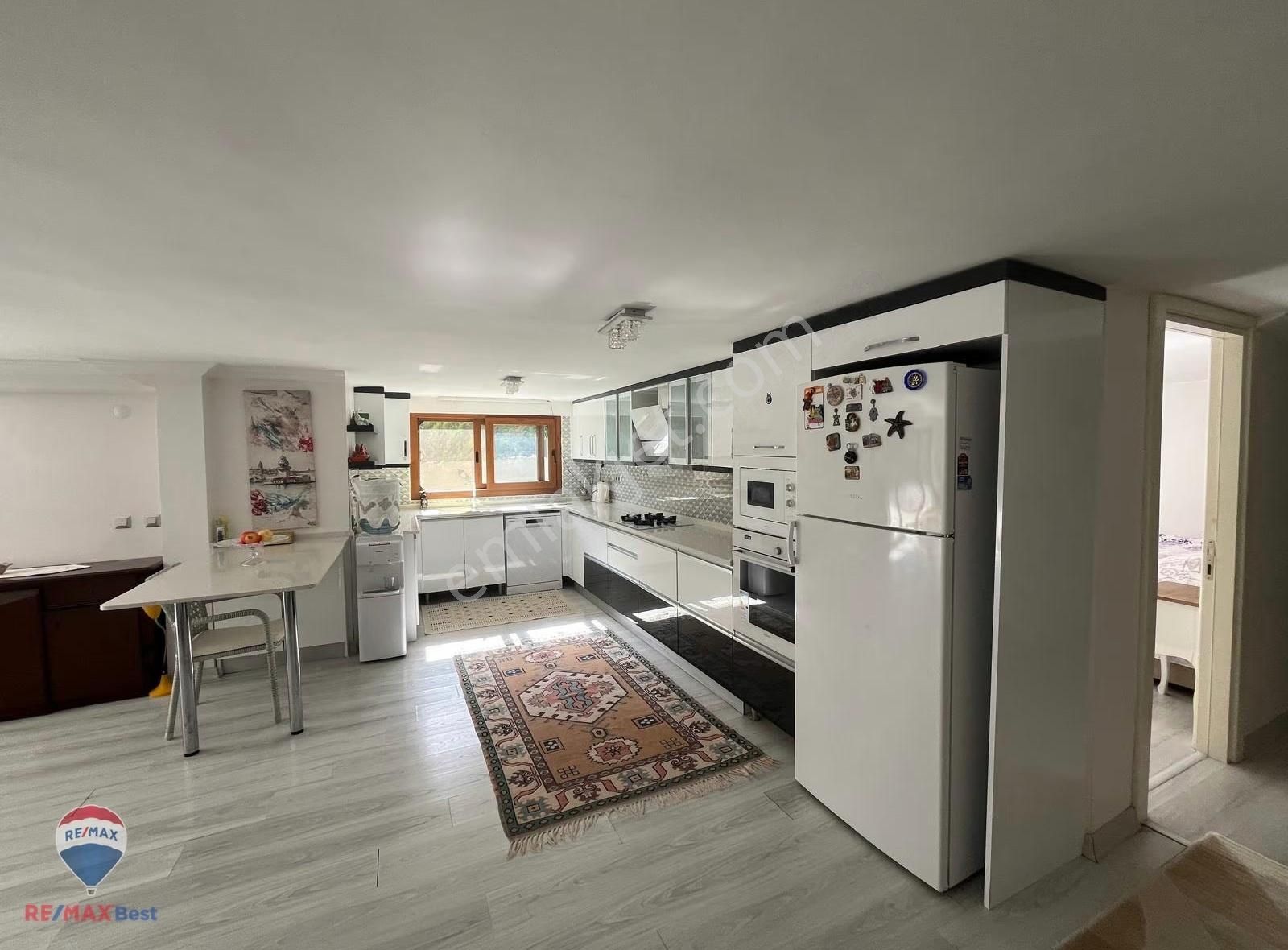 10 Çeşme Dalyanda Özel Havuzlu Lüks Trıpleks Vılla - Görsel 11