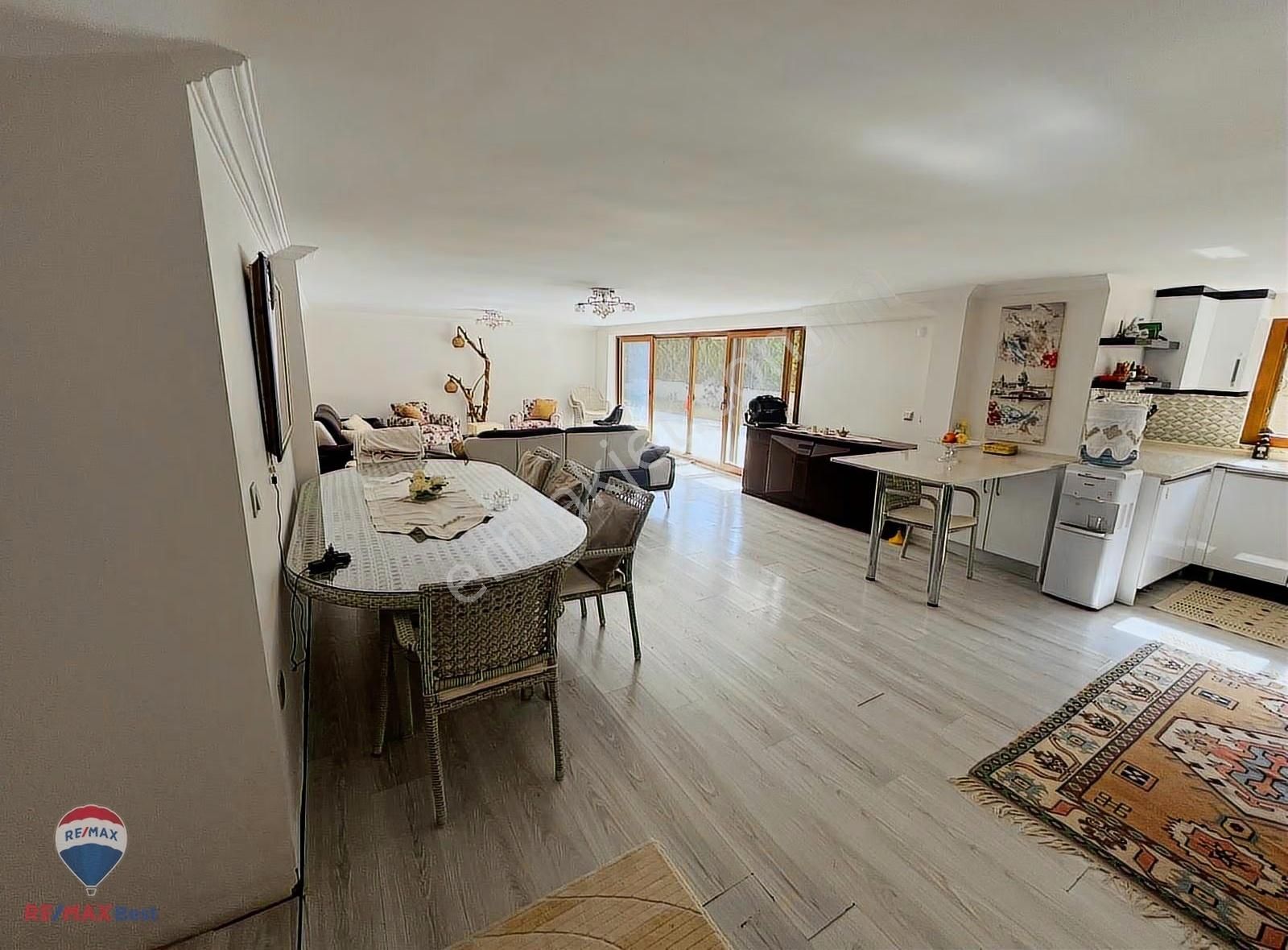 10 Çeşme Dalyanda Özel Havuzlu Lüks Trıpleks Vılla - Görsel 4