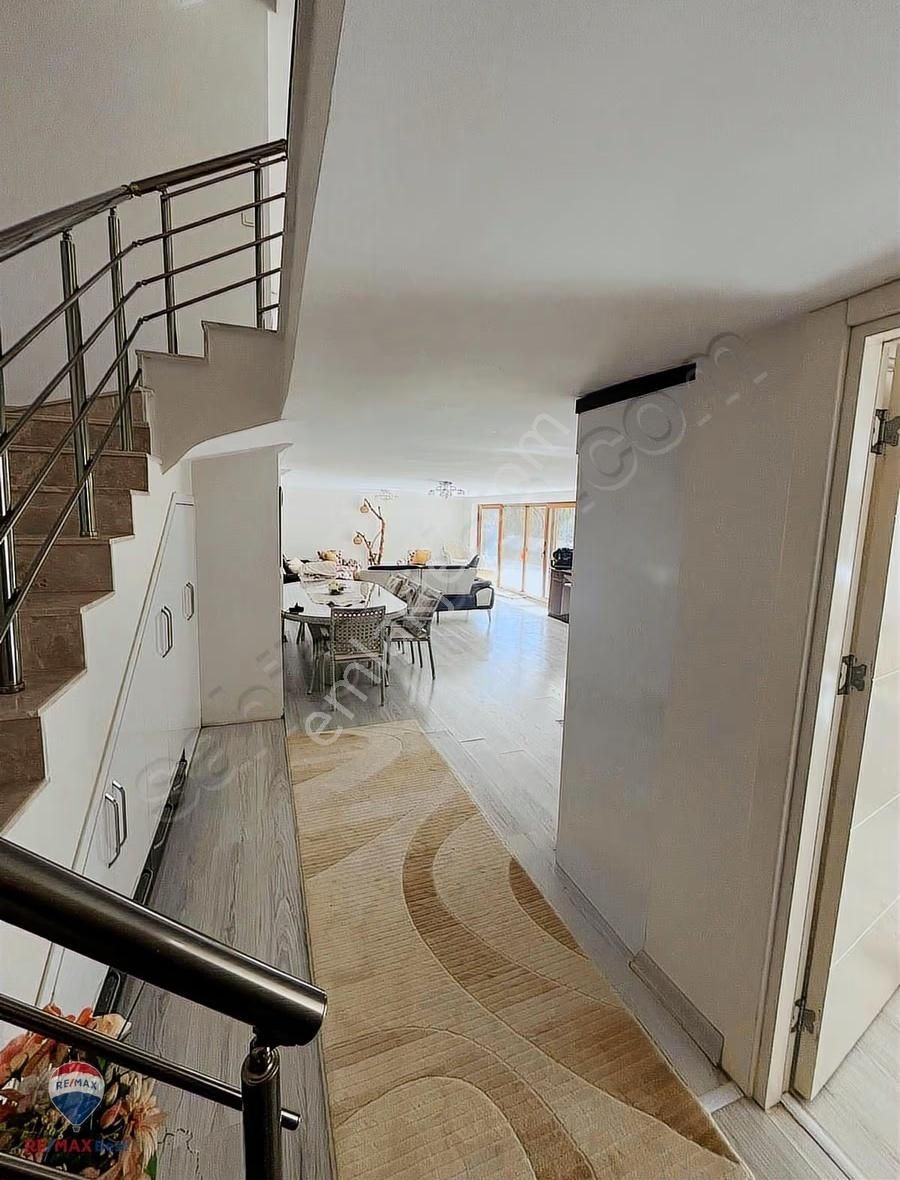 10 Çeşme Dalyanda Özel Havuzlu Lüks Trıpleks Vılla - Görsel 2