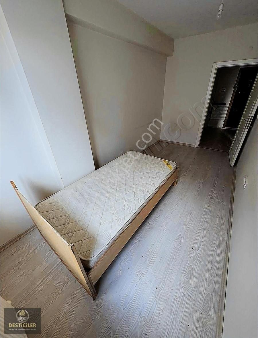 Ad-desticiler Sütlüce Anadolu Üni Yakını 1+1 Apart - Görsel 4