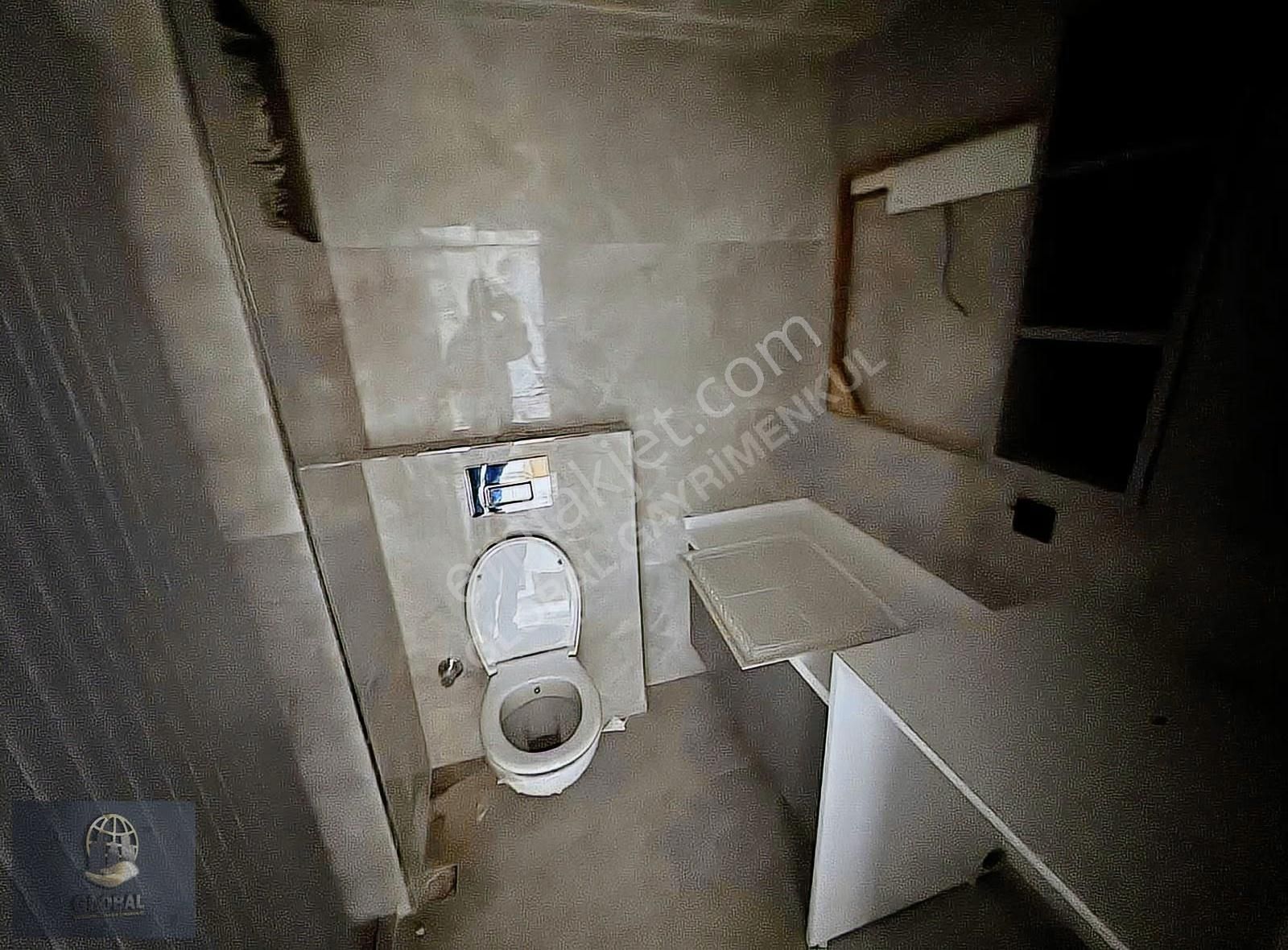 Hürriyet Mah. Havuzlu Güvenlikli Lüks Donanım Satılık 1+1 - Görsel 14