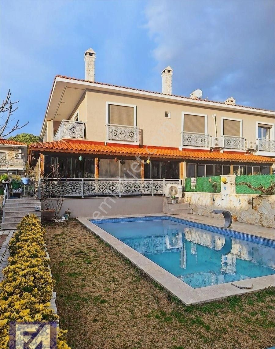 Foça Da Satılık Müstakil Havuzlu Ve Bahçeli Dubleks Villa - Görsel 3