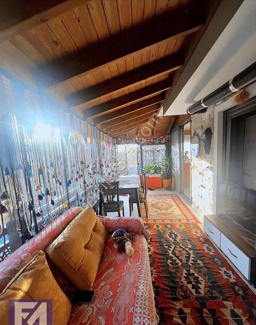 Foça Da Satılık Müstakil Havuzlu Ve Bahçeli Dubleks Villa - Görsel 31