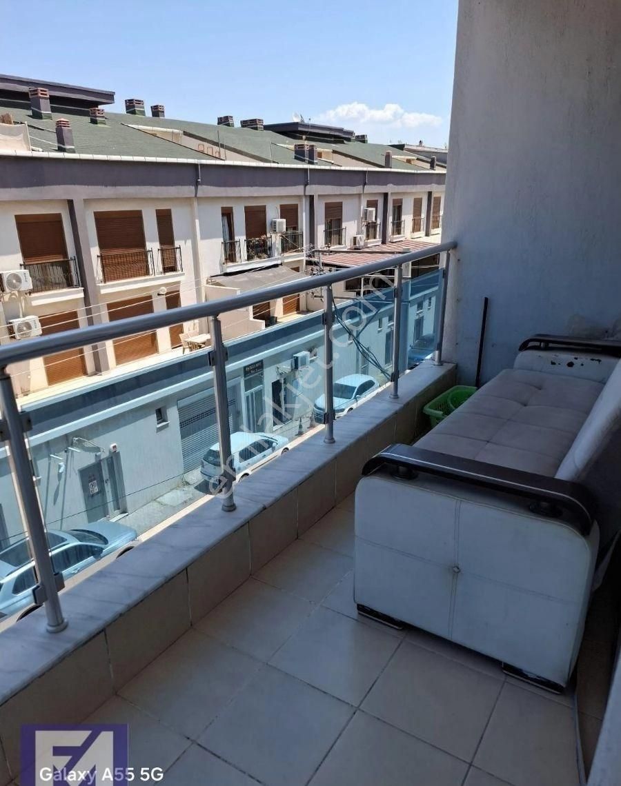 Foça Bağarası Merkezde Daire - Görsel 15