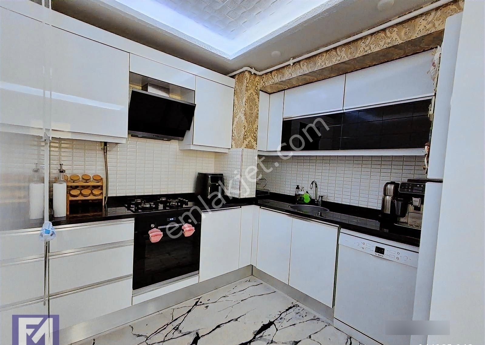 Çiğli Esentepe De Masrafsız 3+1 Satılık Daire - Görsel 29