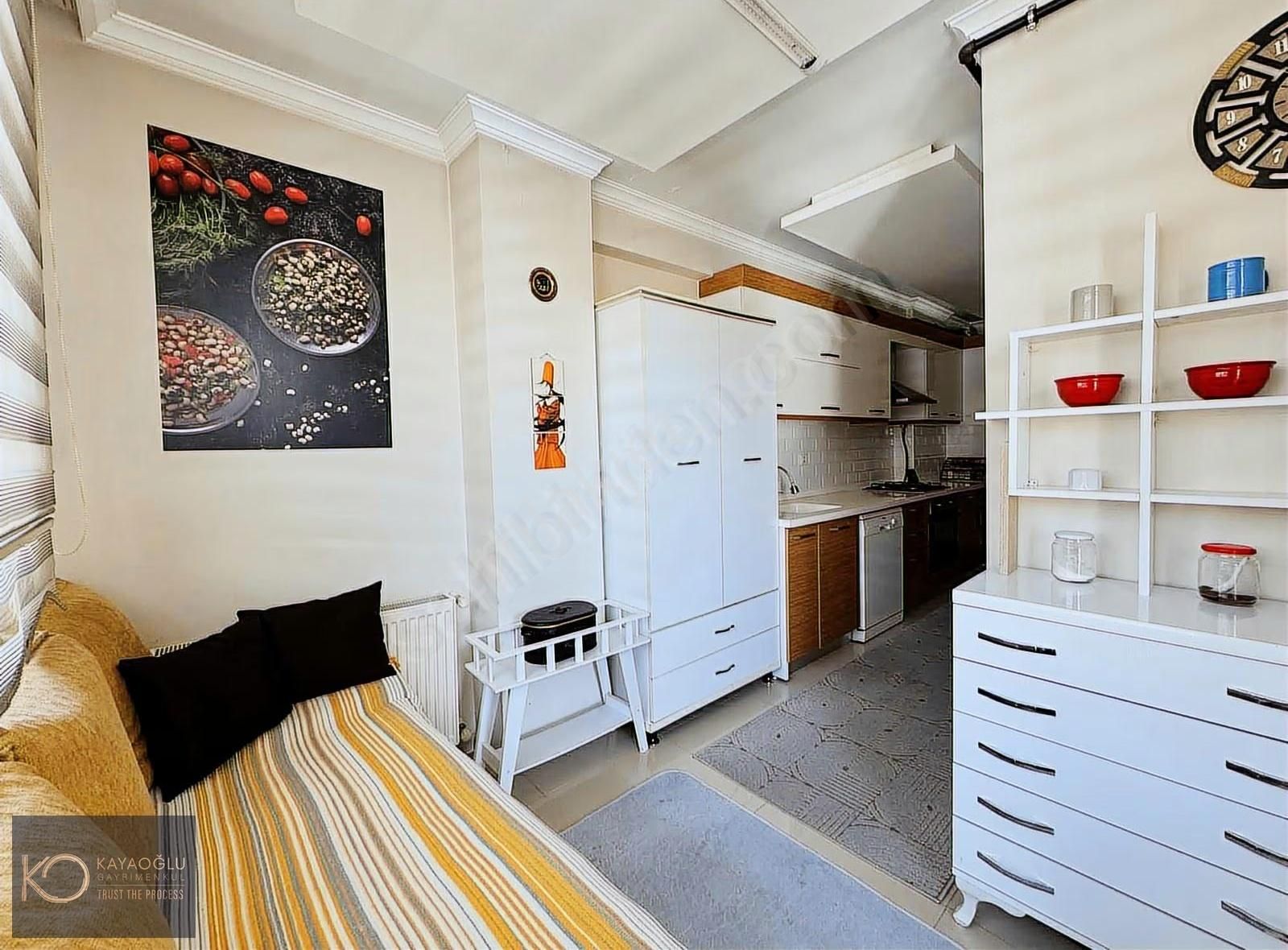 Kayaoğlun'dan Örnekköy Meydanda Çift Teraslı Bahçeli Dublex - Görsel 8