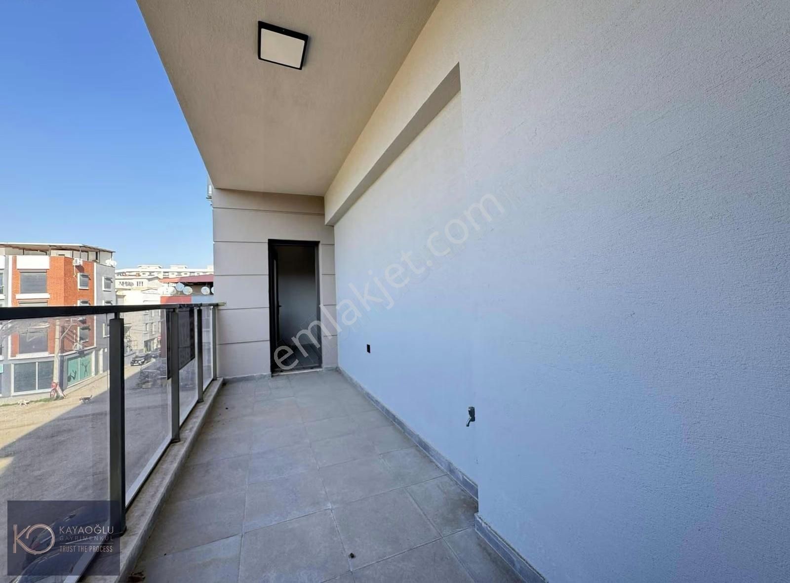 Balatçık Önü Açık Geniş Balkonlu Sıfır 1+1 Daire - Görsel 4