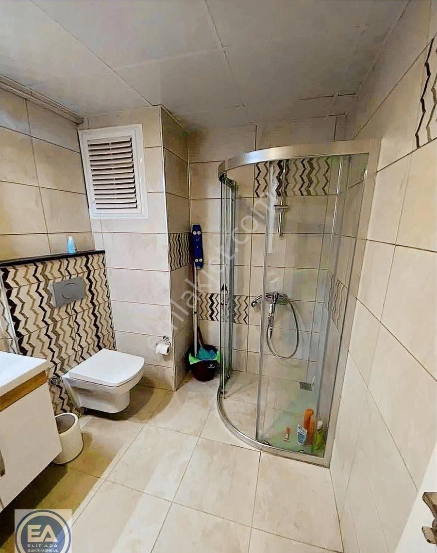 Kuşadasında Havuzlu Sitede Eşyalı Ebeveyn Banyolu 2+1 Daire - Görsel 10