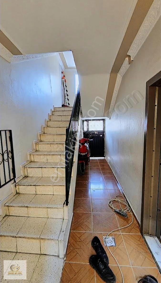 Gülbahçesi Kapalı Semt Pazarı Civarı Acil Satılık 2 Katlı Müstak - Görsel 6