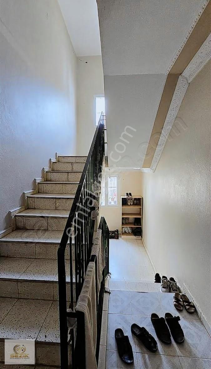 Gülbahçesi Kapalı Semt Pazarı Civarı Acil Satılık 2 Katlı Müstak - Görsel 19