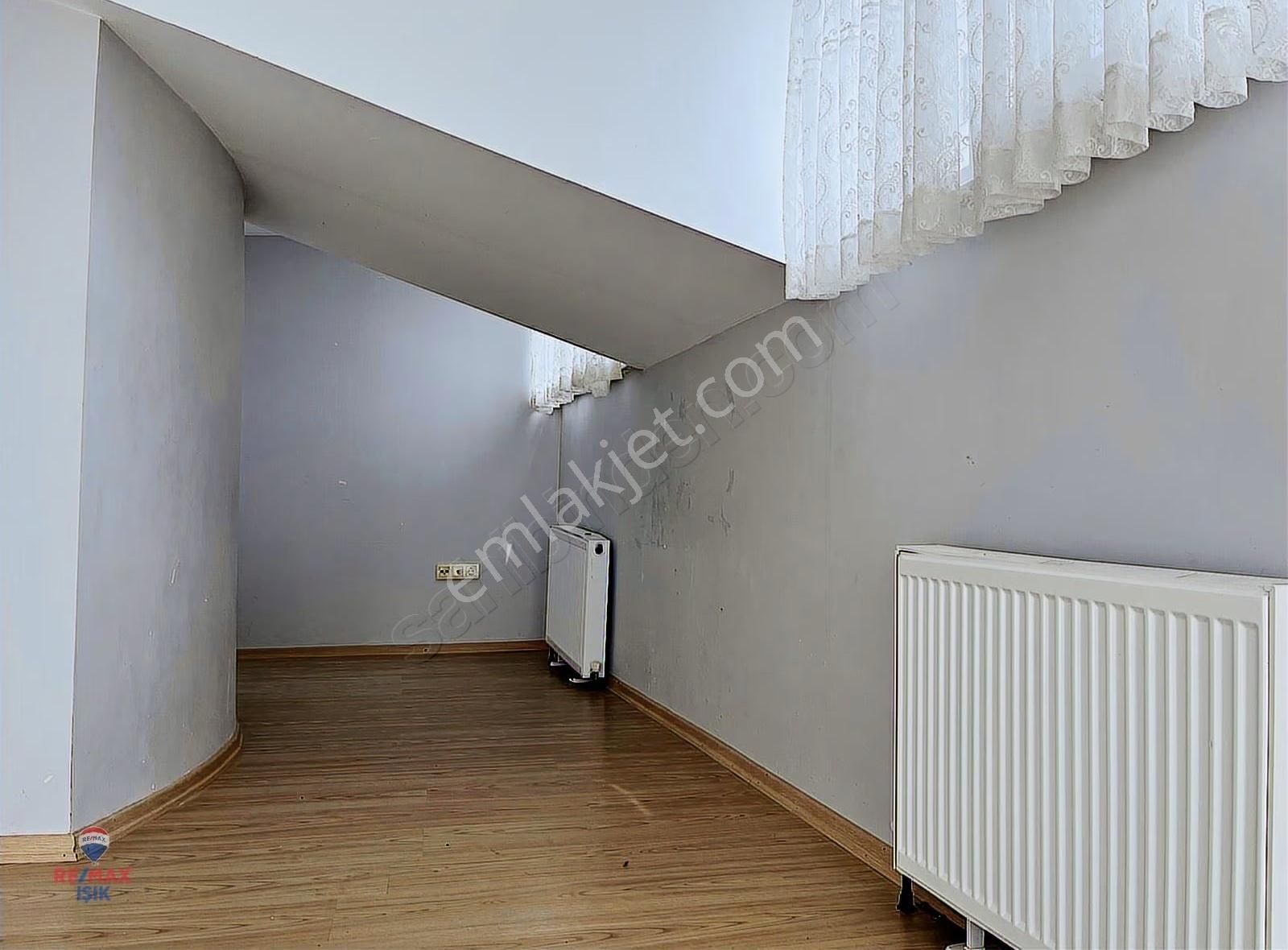 E5 Ve Metroya Yakın Teraslı ,çift Mutfaklı,çift Banyolu Dublex - Görsel 16