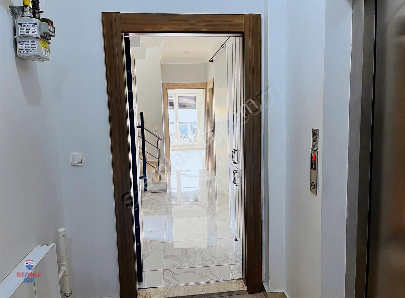 E5 Ve Metroya Yakın Teraslı ,çift Mutfaklı,çift Banyolu Dublex - Görsel 30