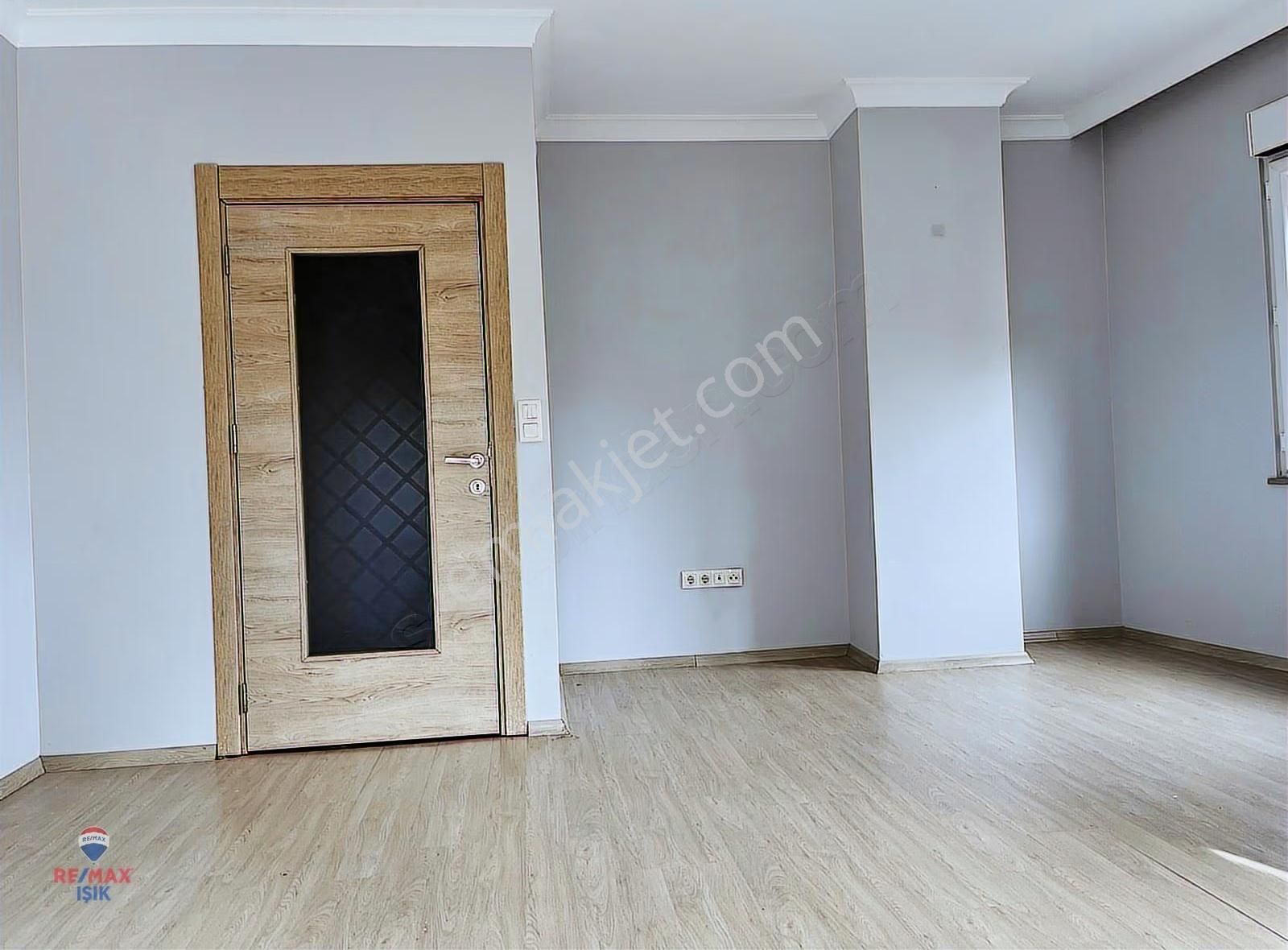 E5 Ve Metroya Yakın Teraslı ,çift Mutfaklı,çift Banyolu Dublex - Görsel 9