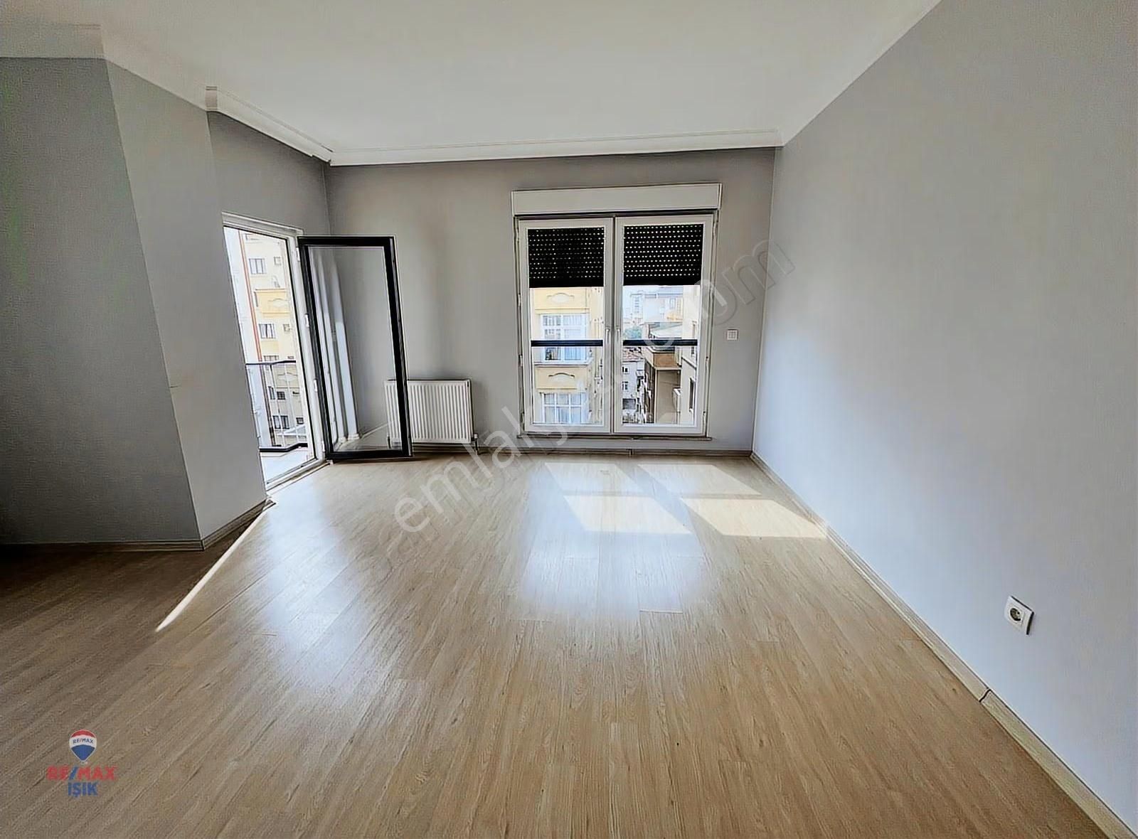 E5 Ve Metroya Yakın Teraslı ,çift Mutfaklı,çift Banyolu Dublex - Görsel 31