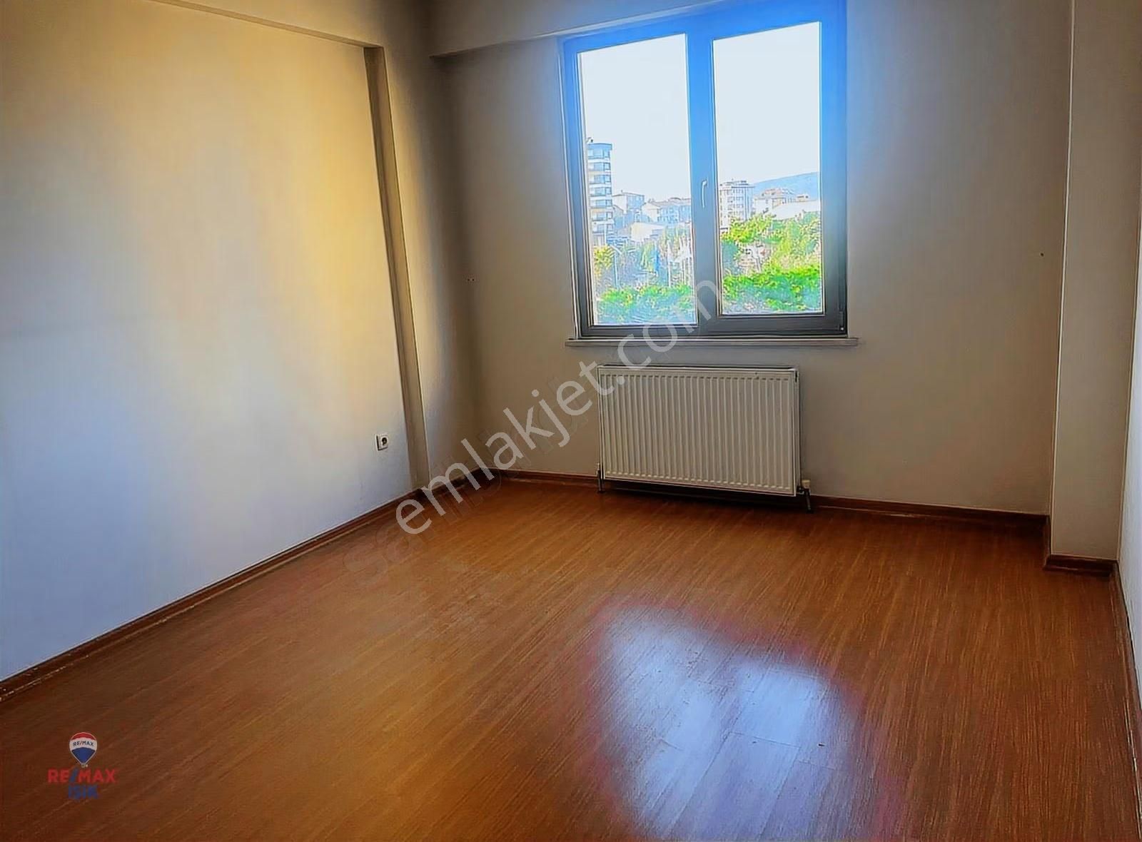 24 Saat Güvenlikli Sitede,ebeveyn Banyolu ,kiralık Geniş 3+1 - Görsel 24