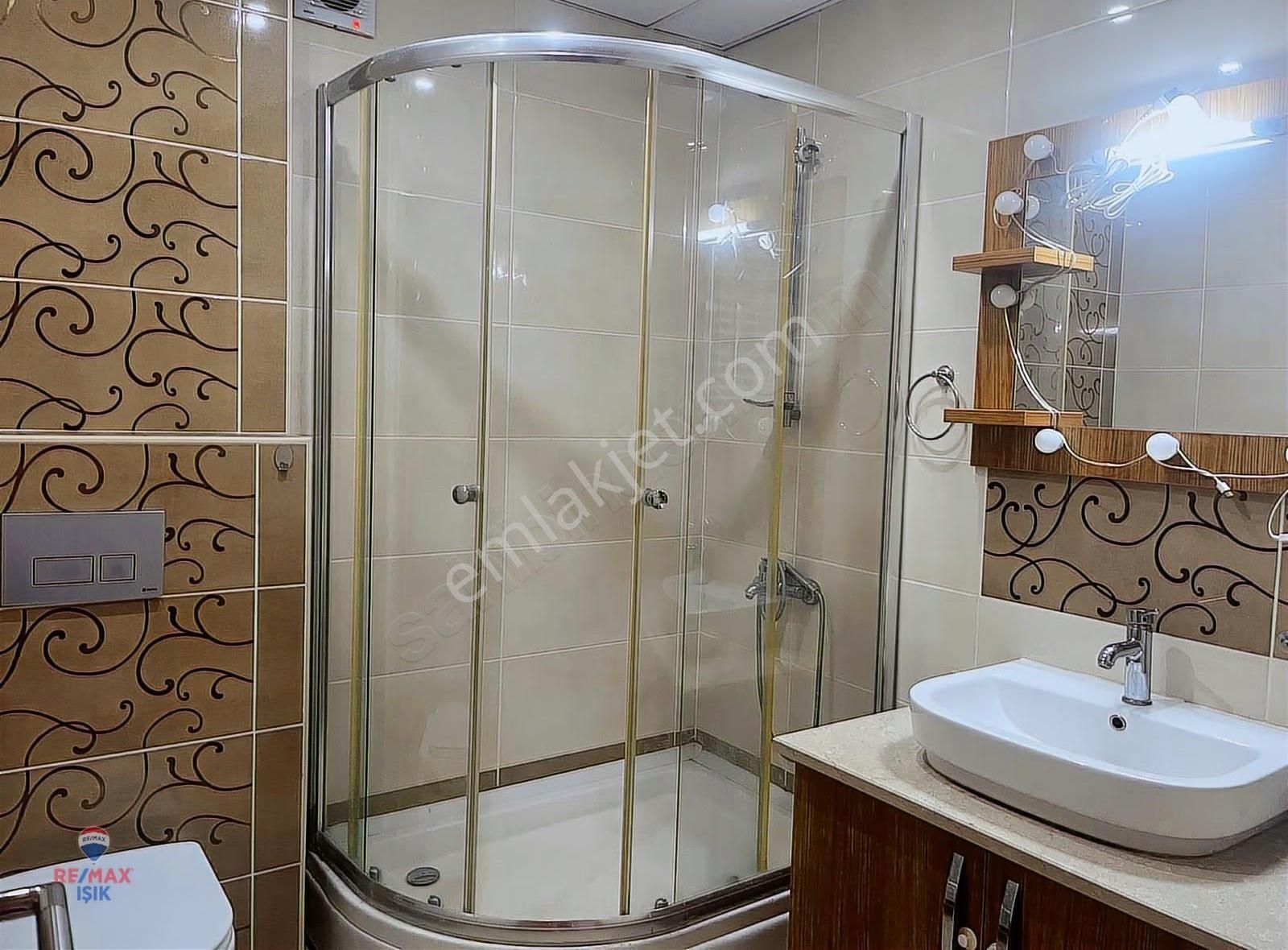 24 Saat Güvenlikli Sitede,ebeveyn Banyolu ,kiralık Geniş 3+1 - Görsel 2