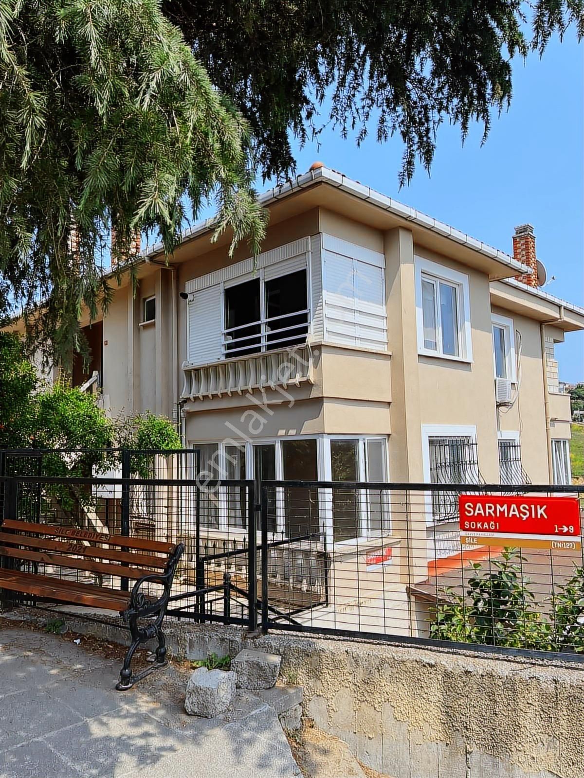 Şile Merkez'de Deniz Manzaralı Eşyalı Kiralık 2+1 Daire
