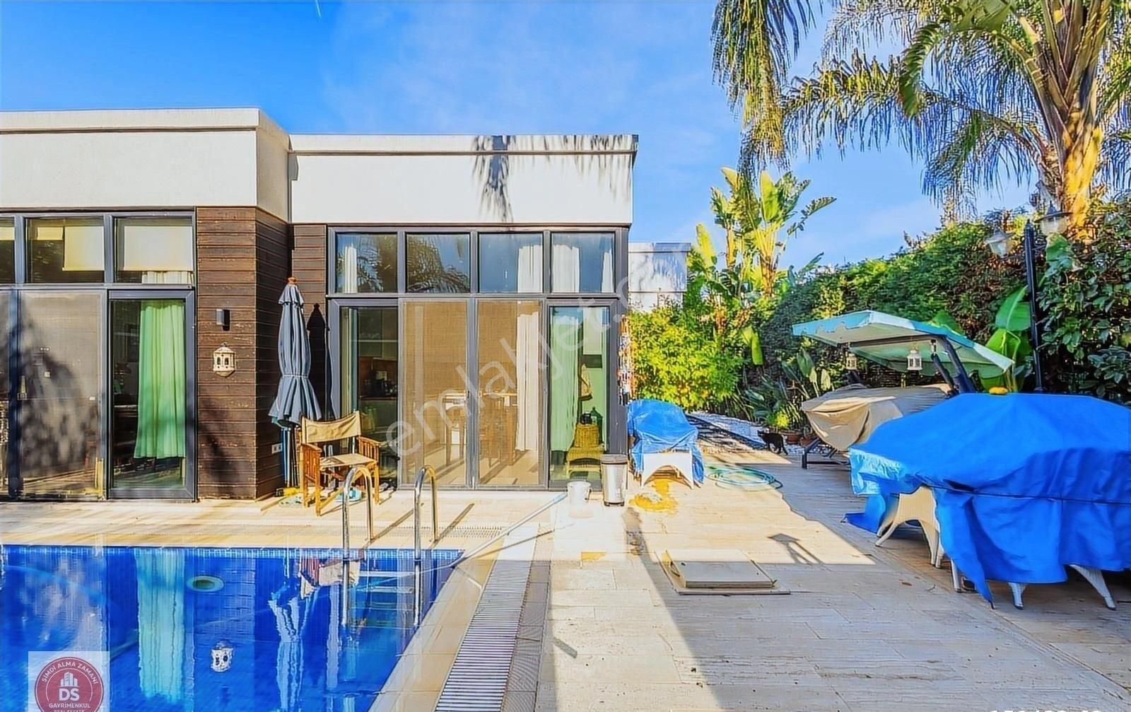 Denize Yürüme Mesafesinde, Tek Katlı, Havuzlu Müstakil Villa - Görsel 23