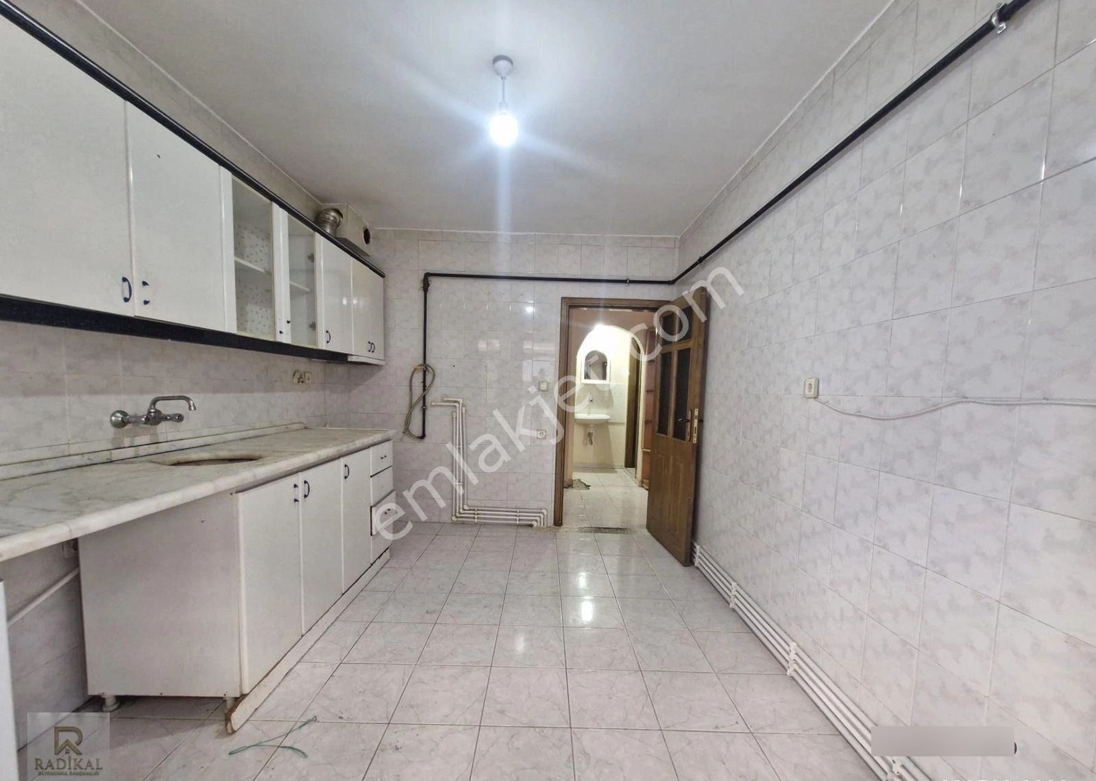 Aşıkpaşa Mahallesi Ziya Oralay Caddesi Üzeri Katta Kiralık 3+1 Daire....... - Görsel 21