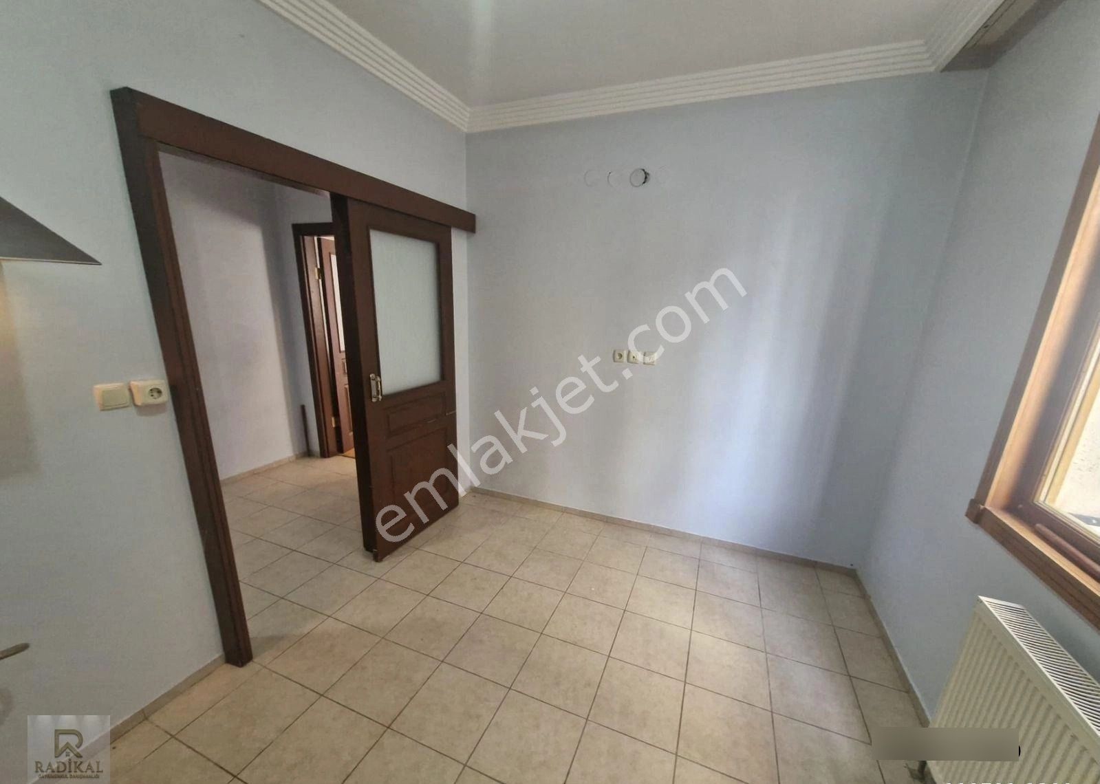 Birlik Mahallesi 492. Sokak Üzeri Yüksek Giriş Katta Kiralık 4+1 Daire ............. - Görsel 2