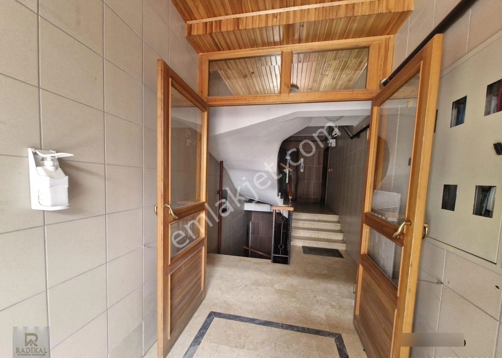 Birlik Mahallesi 492. Sokak Üzeri Yüksek Giriş Katta Kiralık 4+1 Daire ............. - Görsel 26