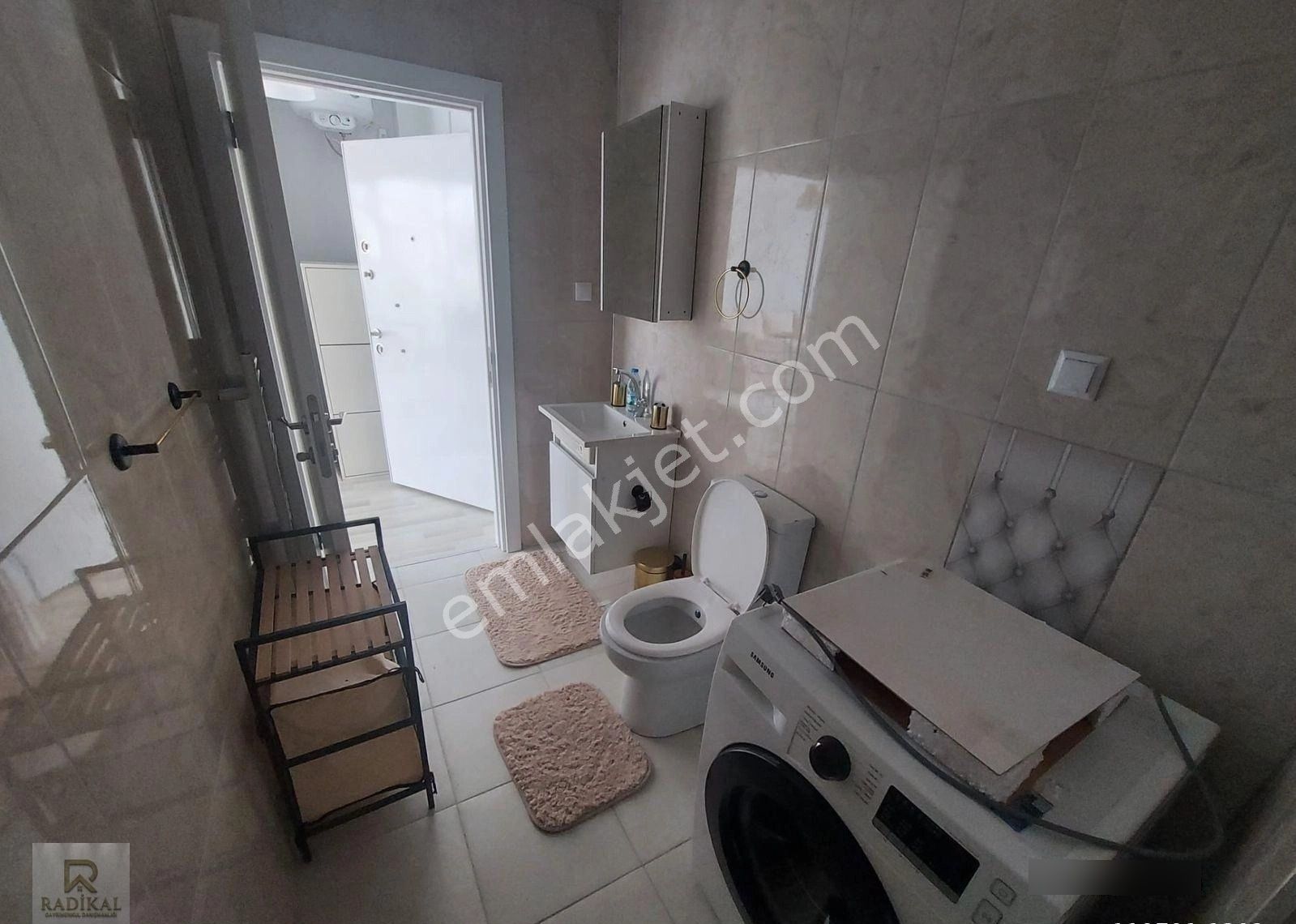 Birlik Mahallesi 467.cadde Üzeri Birlik Park Suit Rezidansta 1ci Katta Eşyalı Satılık 1+1 Suit Daire - Görsel 5