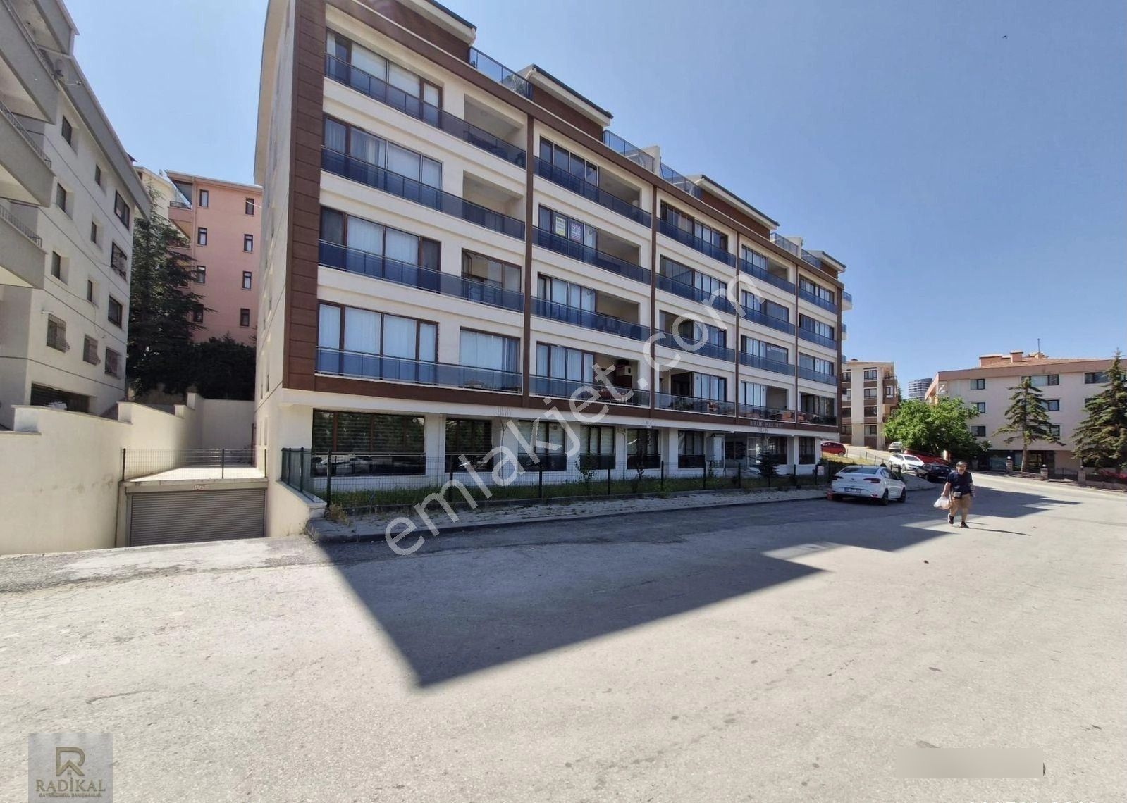 Birlik Mahallesi 467.cadde Üzeri Birlik Park Suit Rezidansta 1ci Katta Eşyalı Satılık 1+1 Suit Daire - Görsel 28