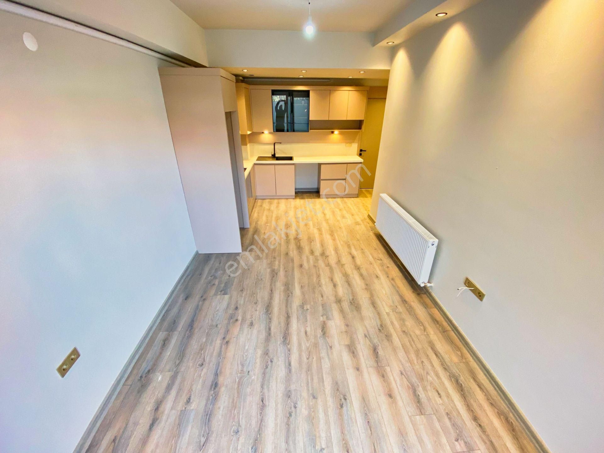 🛑🛑aktiften Kadıköyde Satılık Çift Banyolu Harika Tasarımlı 2+1 Ters Dublex - Görsel 3